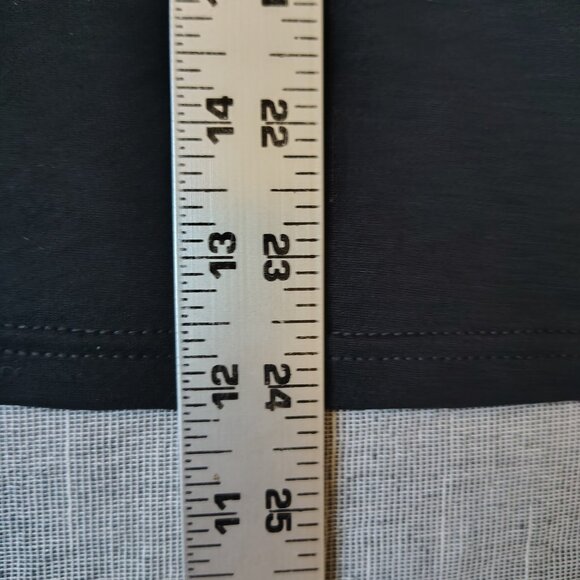 Harwigs T-Shirt Womens Size Medium Black White Funny Graphic Crewneck - Picture 8 of 11